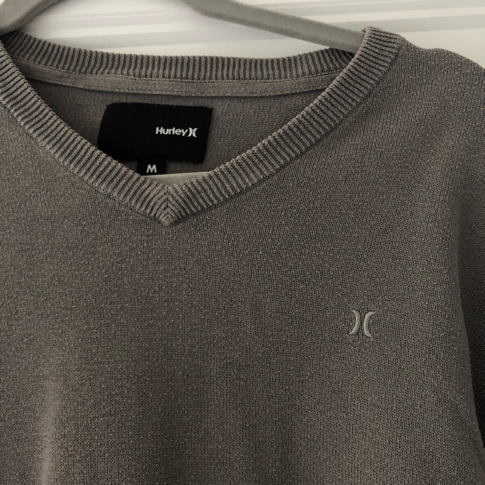 Hurley sweater